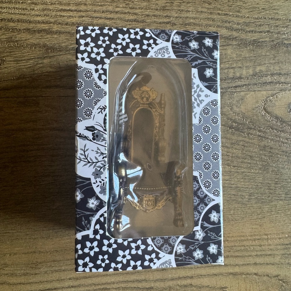 Taylor Swift Reputation Ornament